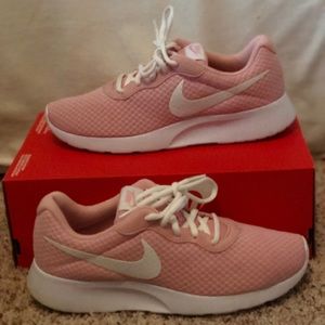 💞NIKE SHOES💞